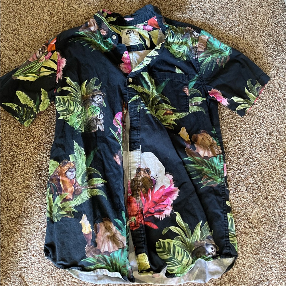 Star Wars x On the Byas Men’s Large Ewok Flower Button Up